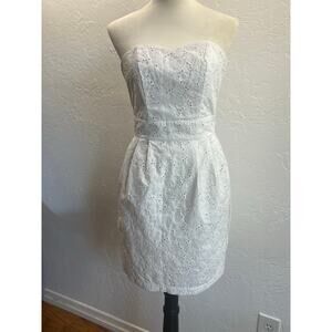 NWT- H&M White Strapless Eyelet Lace Mini Dress Size 6